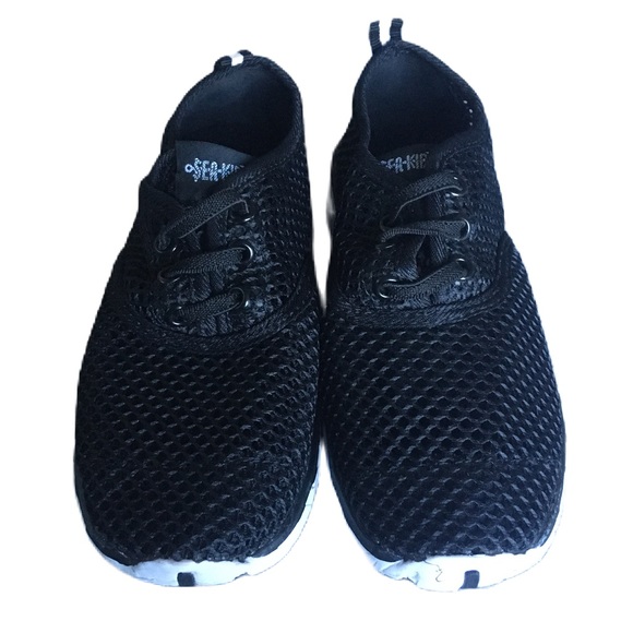 Boys Water Shoes - Picture 2 of 12